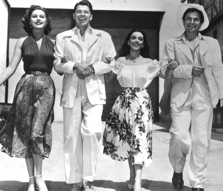 Ronald Reagan 1953 With cast of Tropic Zone.jpg